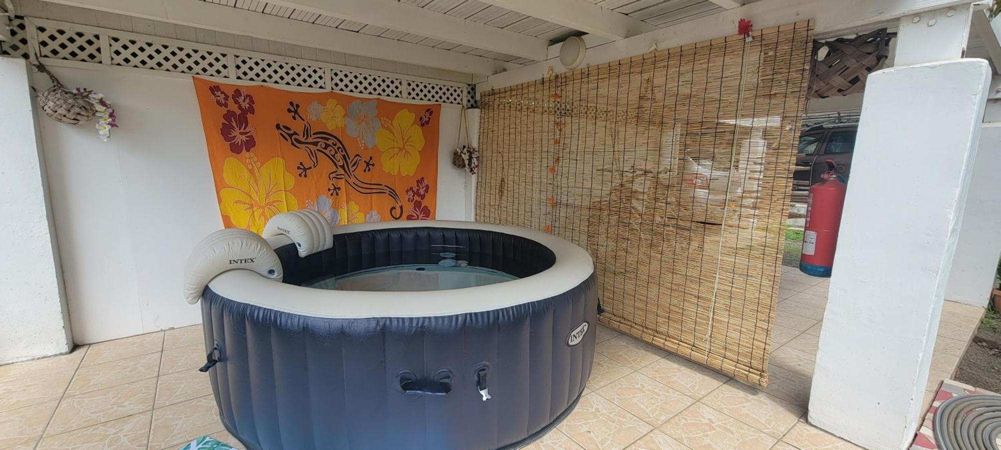 Location " La Pirogue " Maison D'Hotes A Moorea آبيتي الغرفة الصورة