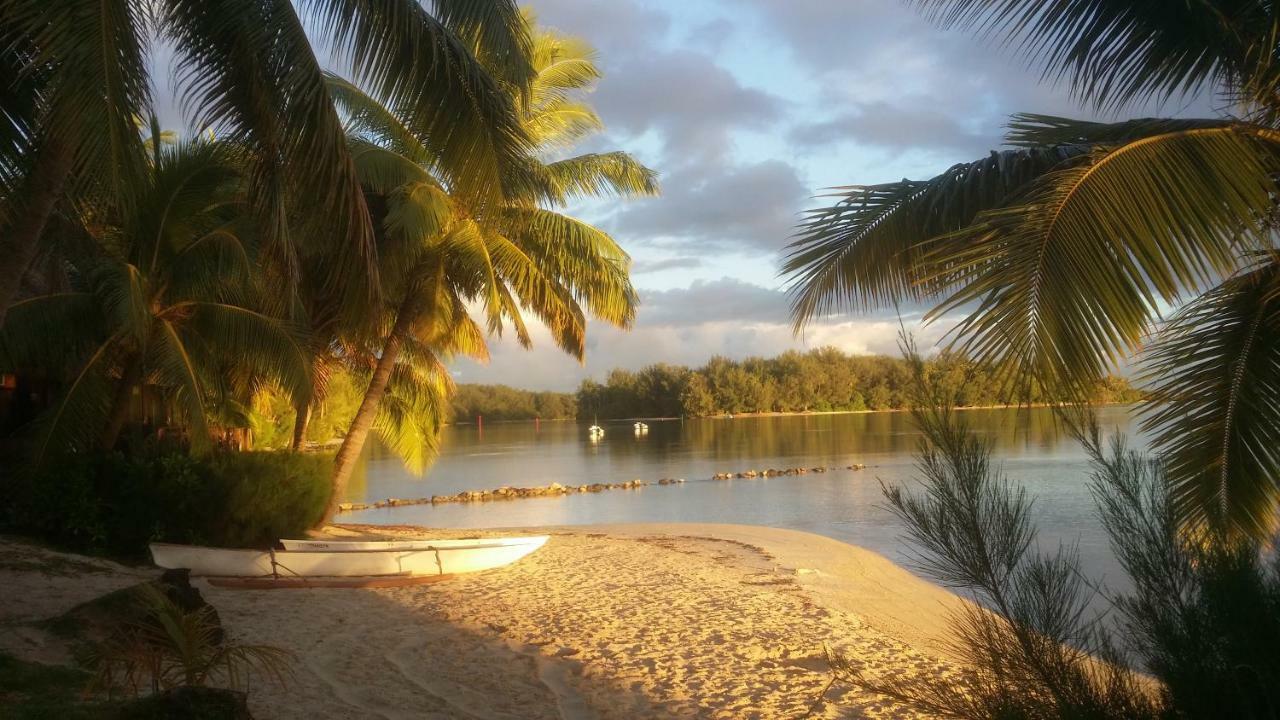 Location " La Pirogue " Maison D'Hotes A Moorea آبيتي المظهر الخارجي الصورة